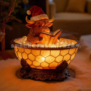 Christmas Highland Cow Reading Bubble Bath Lamp�}�Q�ߵ�ţ��