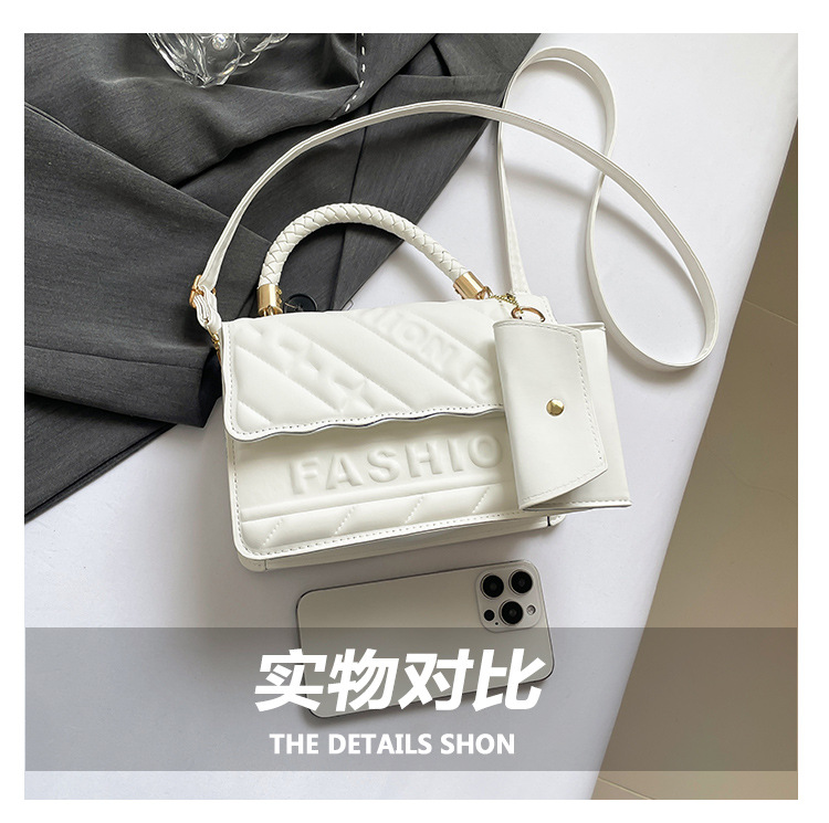 Ladies' candy-colored stylish handbag, 2024 autumn new ins single-shoulder crossbody bag, stylish embossed small square bag undefined