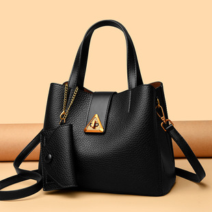 �羳�¿�͹��L����˻@�Ӱ���Ů�߼���ͨ��ˮͰ���ٴ�μ�б���