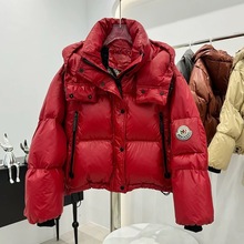 亮面羽绒服女短款2025时尚冬季新款连帽小个子红色面包服保暖外套