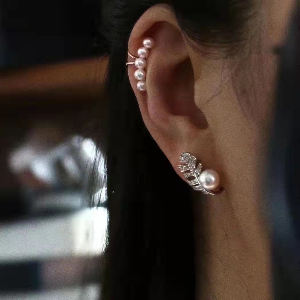 Geometric Pattern Women's Gender Retro Style 1 Piece Freshwater Pearl White Pearl Ear Cuffs Geometric