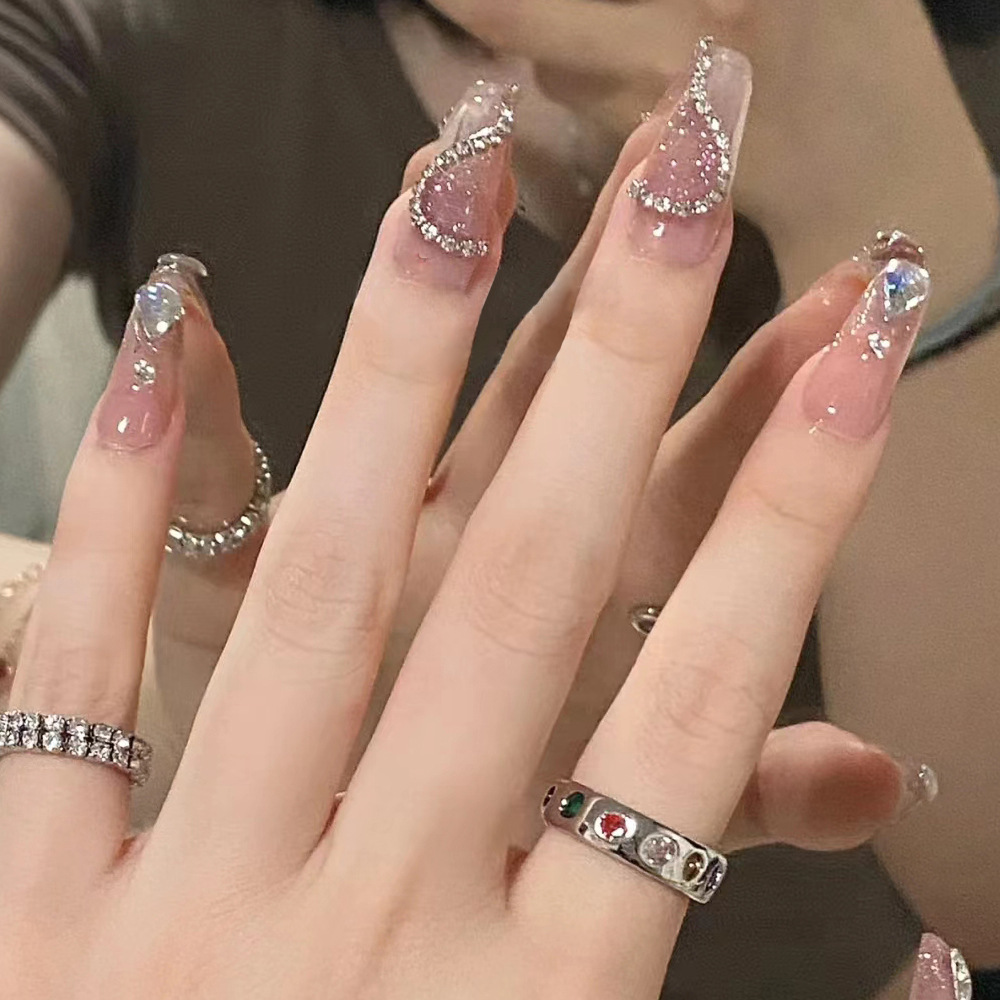 Lámina de uñas de desgaste intermitente, esmalte de colores, gota de agua, cadena de diamantes, uñas de amor, uñas de uñas, uñas de alta calidad, paso de hielo, uñas largas
