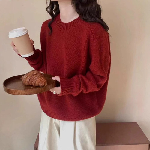 Vintage Lazy-Style Solid Color Crewneck Sweater for Women – 2025 Fall/Winter, Loose-Fit Pullover with Soft, Creamy Texture