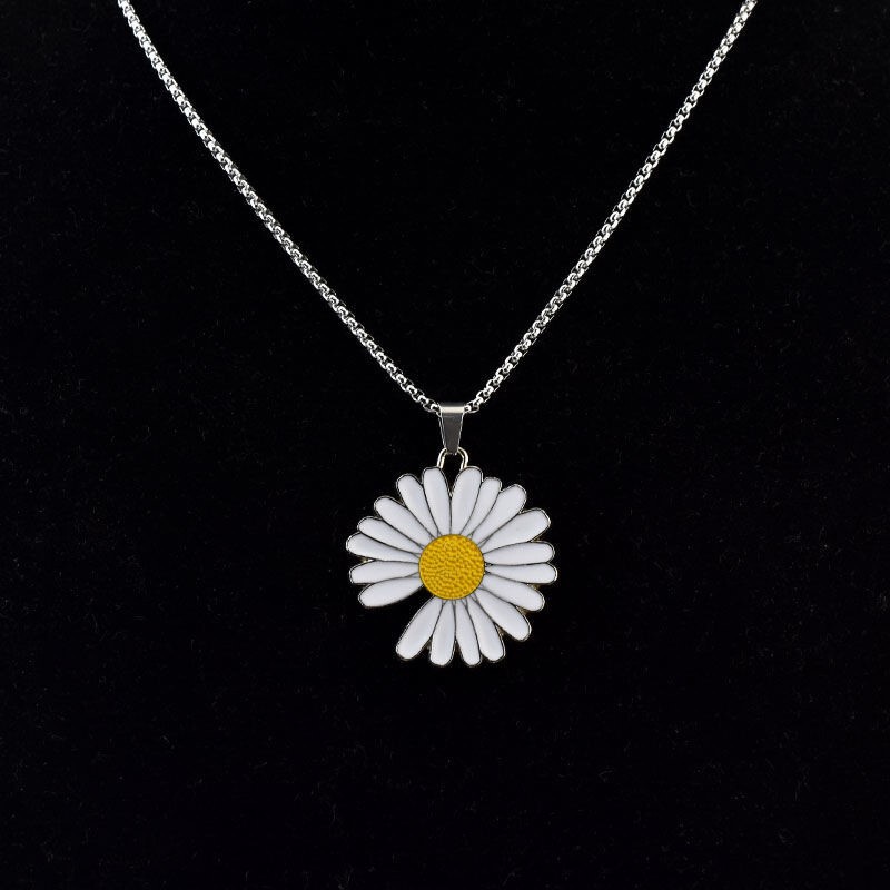 Daisy necklace sun flower anti-war lightning Daisy accessories pendant for men and women