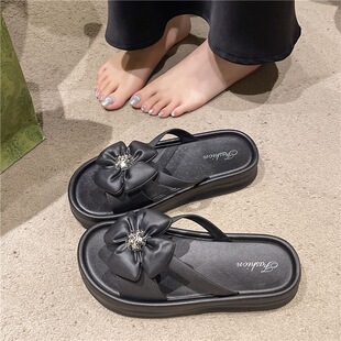 ��Ů�L���~�ݛ���Ь2026�¿��⴩����һ���ϕr�аٴ�ɳ����ЬŮ��