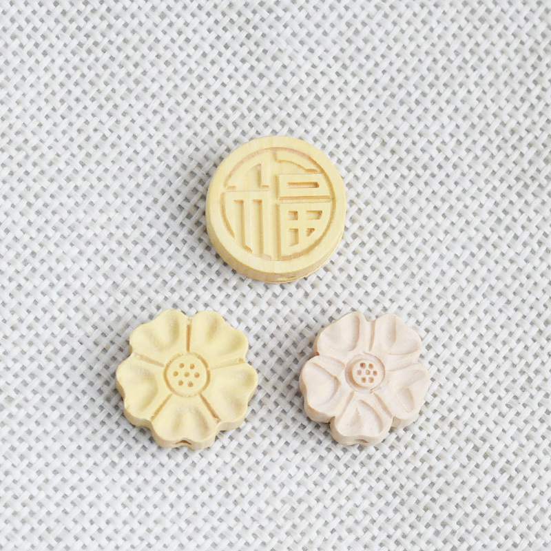 黄杨木黑檀血檀手工雕刻十瓣花配件吊坠DIY饰品厂家直销