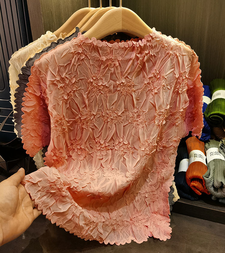 Áo thun nữ tay ngắn cổ tròn chất liệu cotton dập nổi hoa văn nổi cao cấp — Màu đen, Màu đào, Màu trắng, Màu xám chi tiết 1