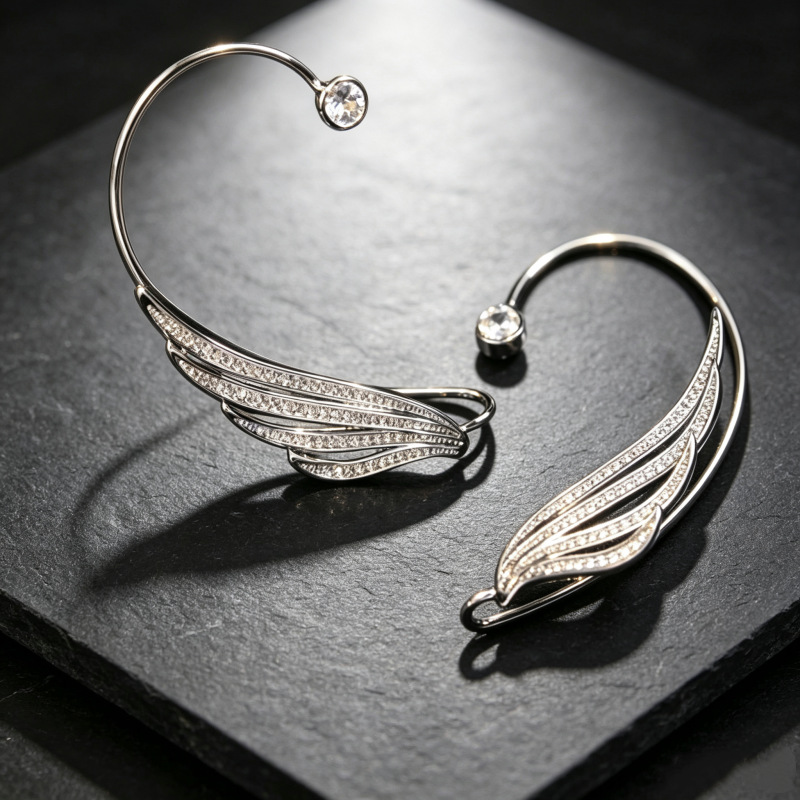 Light Luxury Feather Wings Full of Diamonds, Niche Design, High-End Angel Wings Non-Pierced Earrings, Live Broadcast and Physical Store Supply