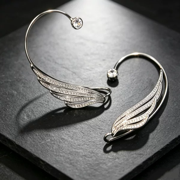 Light Luxury Feather Wings Full of Diamonds, Niche Design, High-End Angel Wings Non-Pierced Earrings, Live Broadcast and Physical Store Supply