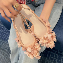 韩版时尚粉红色花朵包头后空凉鞋2023年新款逛街休闲外穿扣带女鞋