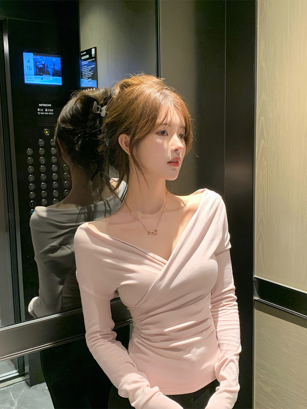 温柔风V领长袖T恤女秋冬内搭修身收腰气质打底衫设计感显瘦小上衣|undefined