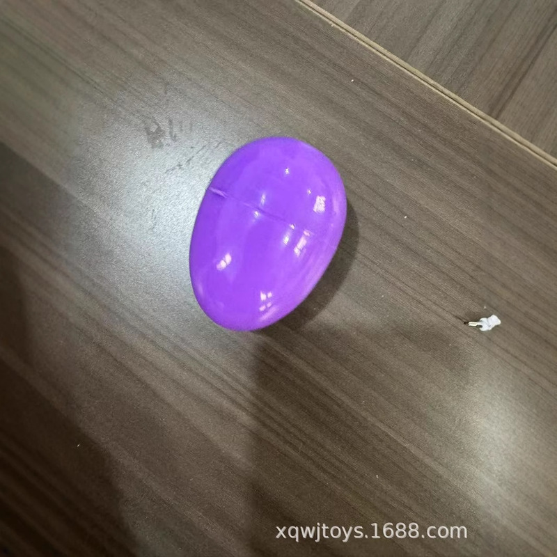 クロスボーダーイースターガシャポンおもちゃアマゾン 6 センチメートルカラフルなプラスチックの卵の殻入りキャンディーエッグパーティーおもちゃの卵の殻|undefined