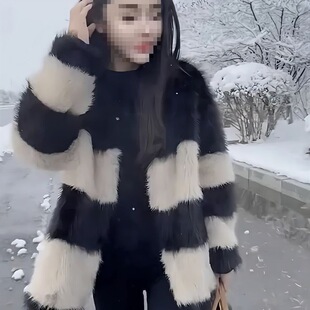 ë�q�¿��ˮ���q����Ů�ڰחl�y�Ӻ�r�ж����_��ë�´���Ů