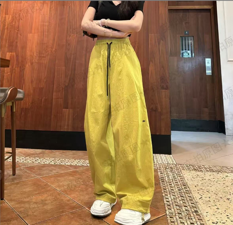 가을 노란색