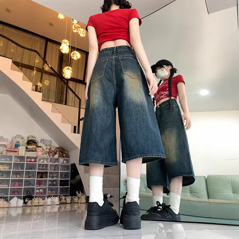American High Street Retro Three-Quarter Wide-Leg Denim Shorts for Women, Summer High-Waisted Plus-Size Slimming Loose Straight Shorts American High Street Retro Three-Quarter Wide-Leg Denim Shorts for Women, Summer High-Waisted Plus-Size Slimming Loose Straight Shorts