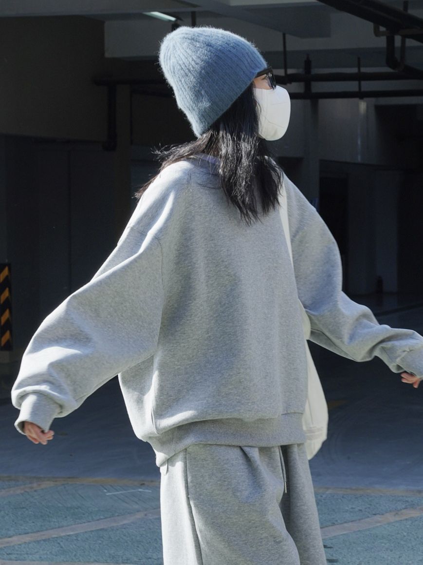 Spring comfortable sweatshirt for leisure