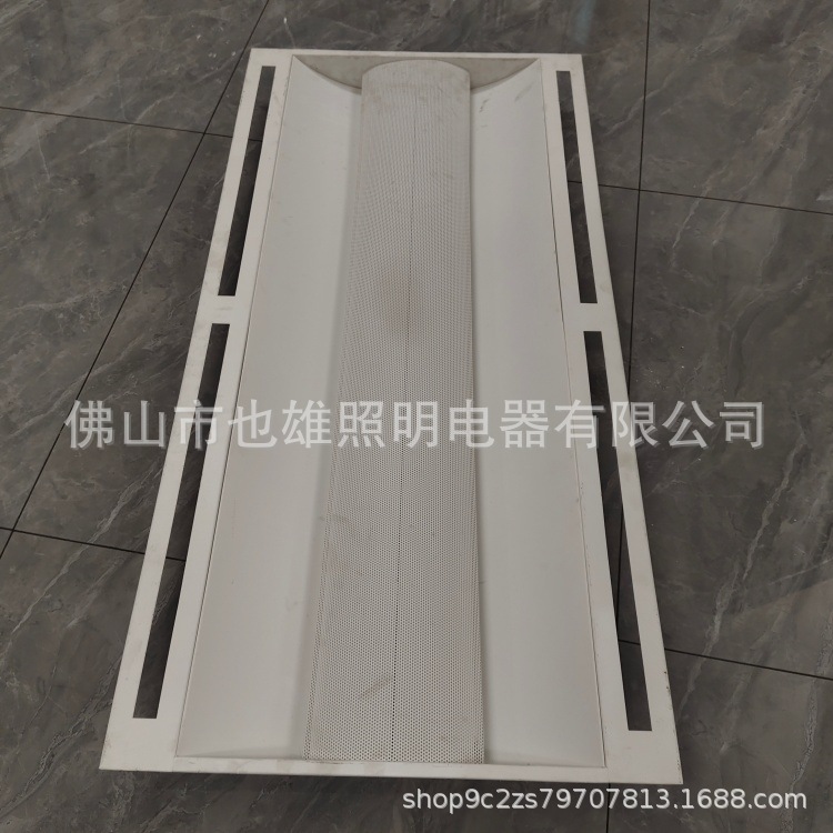 厂家批发1200*600太空盘 LED漫反射太空灯盘36W带出风口空调灯盘