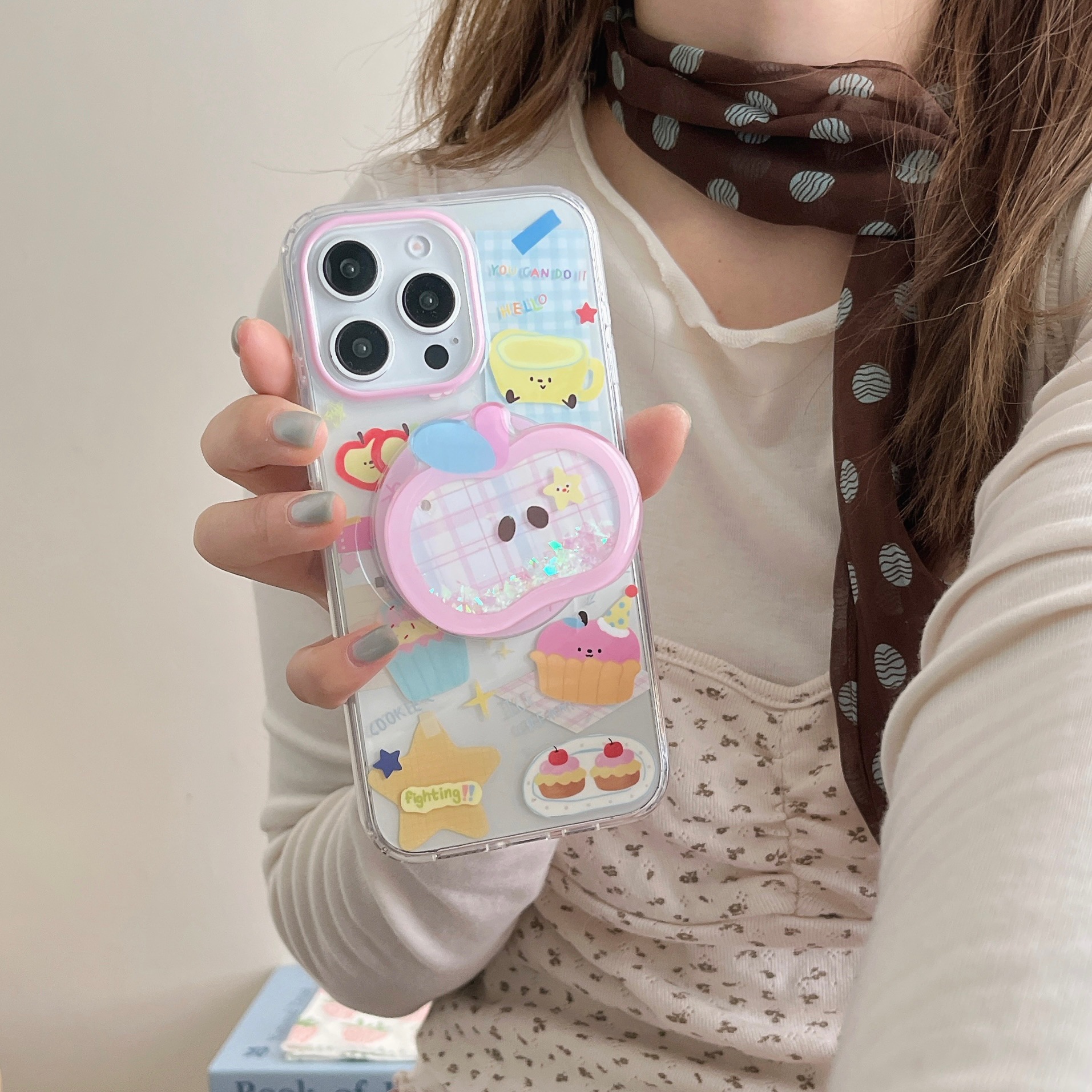 Pequeño pastel simple estrella apple 16ProMax niña corazón 15Pro dibujos animados 14/13 atracción magnética 15PM