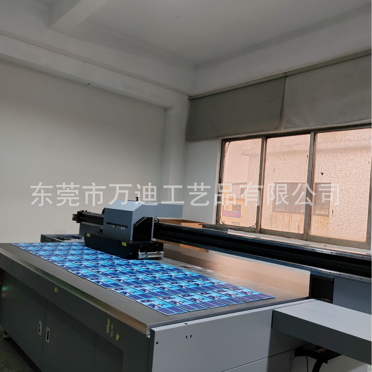 木制立体拼图UV印刷加工亚克力板卡片PVC塑料彩印数码喷绘木板