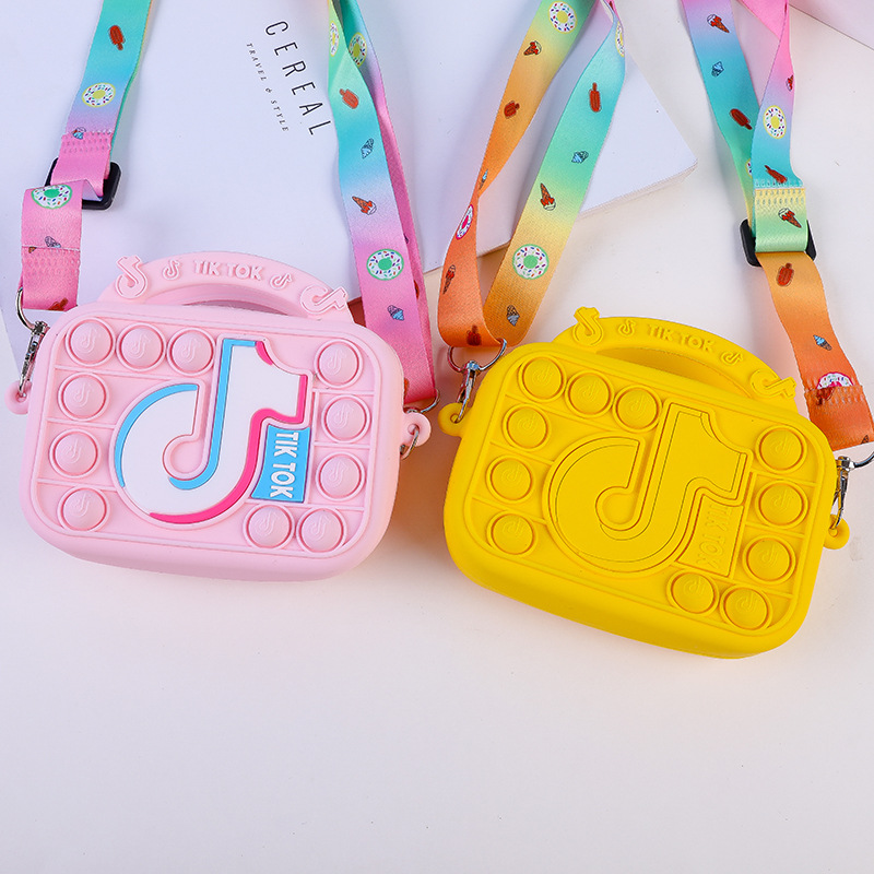 Bolso de silicona infantil “Rata Asesina” – Crossbody educativo, antiestrés, padre-hijo, tendencia TikTok 2023/2024