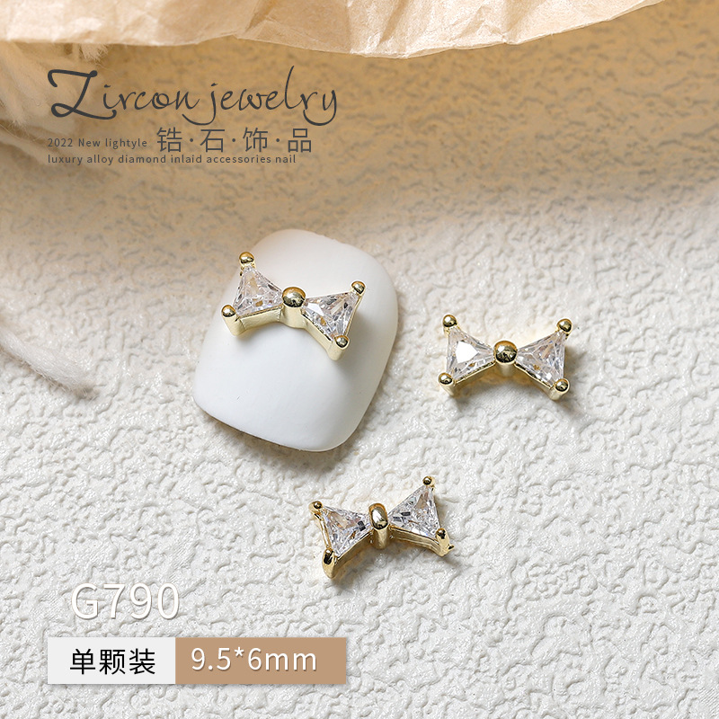 En LÍNEA DE MANICURA de la celebridad francés arco tridimensional uñas fototerapia avanzada cristal decorativo tamaño pequeño metal joyería diamante circón