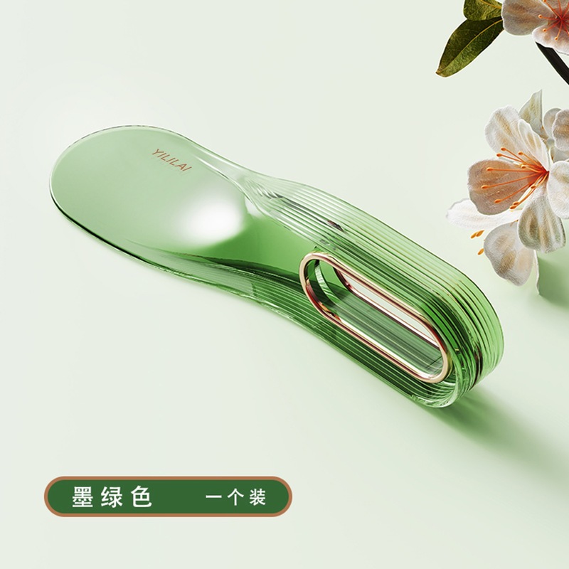 シーツの神器を敷いてベッドを塞いでシーツを交換して固定器を整理します。|undefined