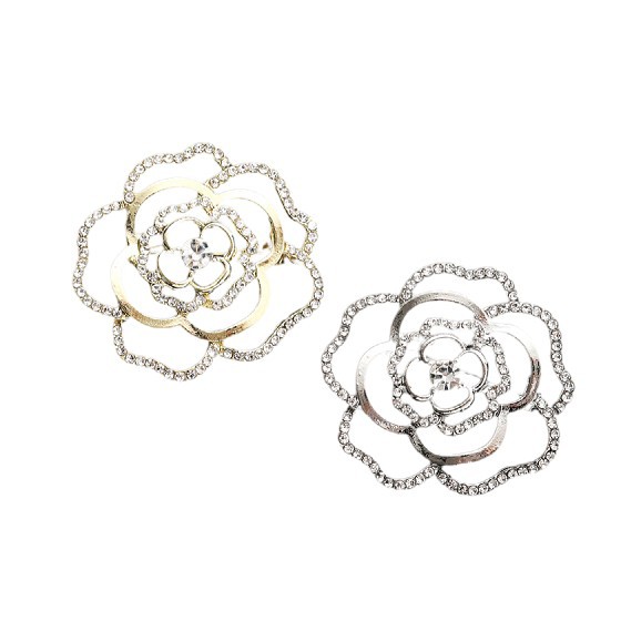 Spilla camelia in zircone per donna elegante pin stile chanel_voghion.com