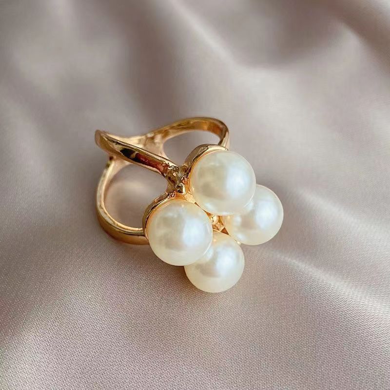 Corea del Sur ins bufanda de seda hebilla de doble uso avanzado todo partido chica perla hebilla broche accesorios simple pequeña bufanda cuadrada bufanda hebilla