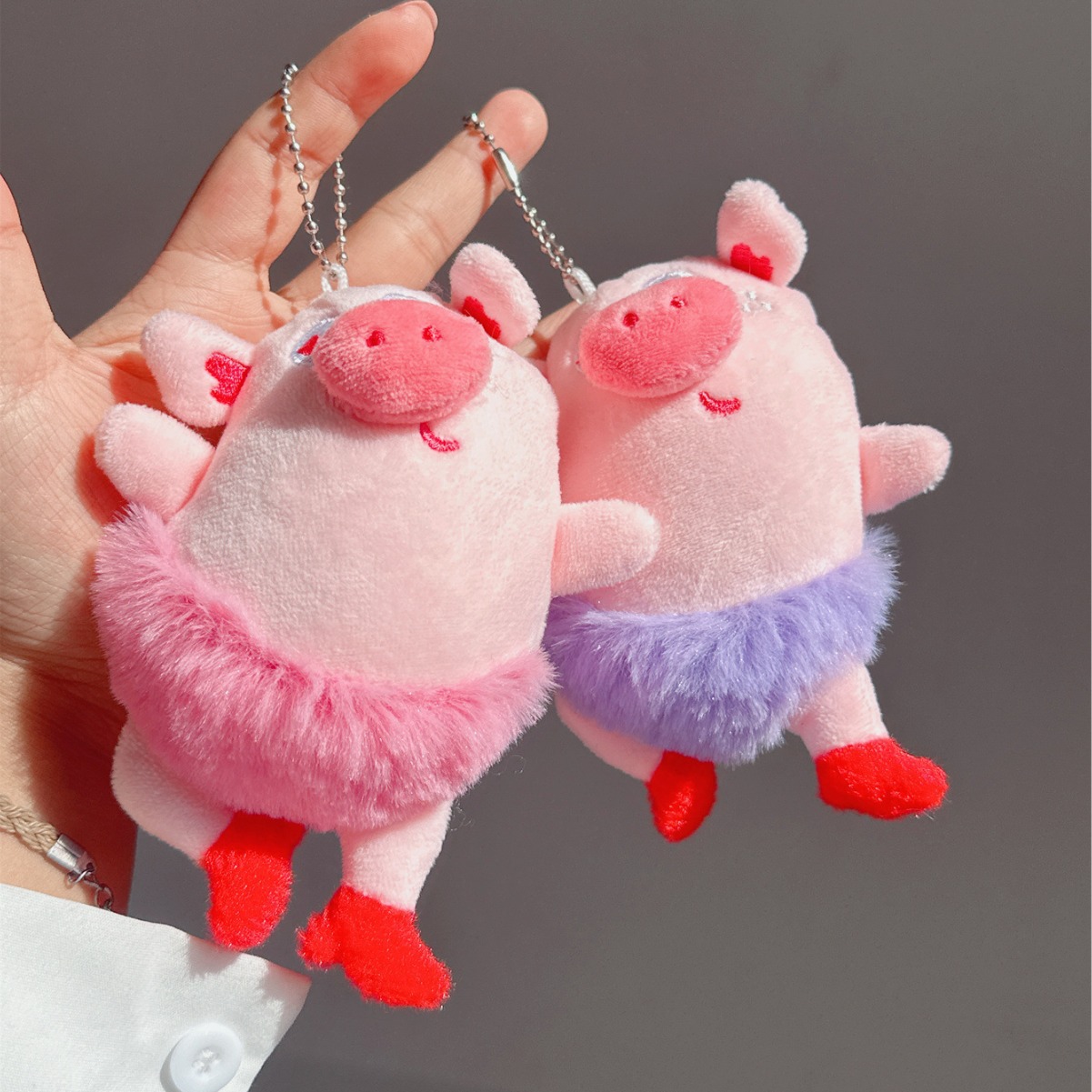Cartoon dancing plush pendant