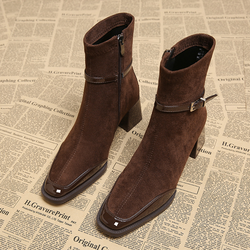 2025 Autumn and Winter High-End Thick-Heeled Short Boots for Small People, Suede Slim Boots, Retro Square-Toe Pointed-Toe High-Heeled Boots