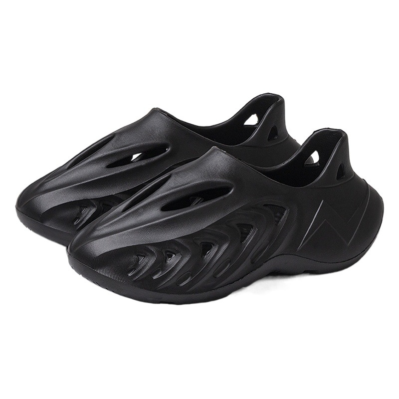 Hollow respirables sandalias de los hombres al aire libre sandalias playa cerrado toe EVA uno de los zapatos agujero verano moda Zapatos