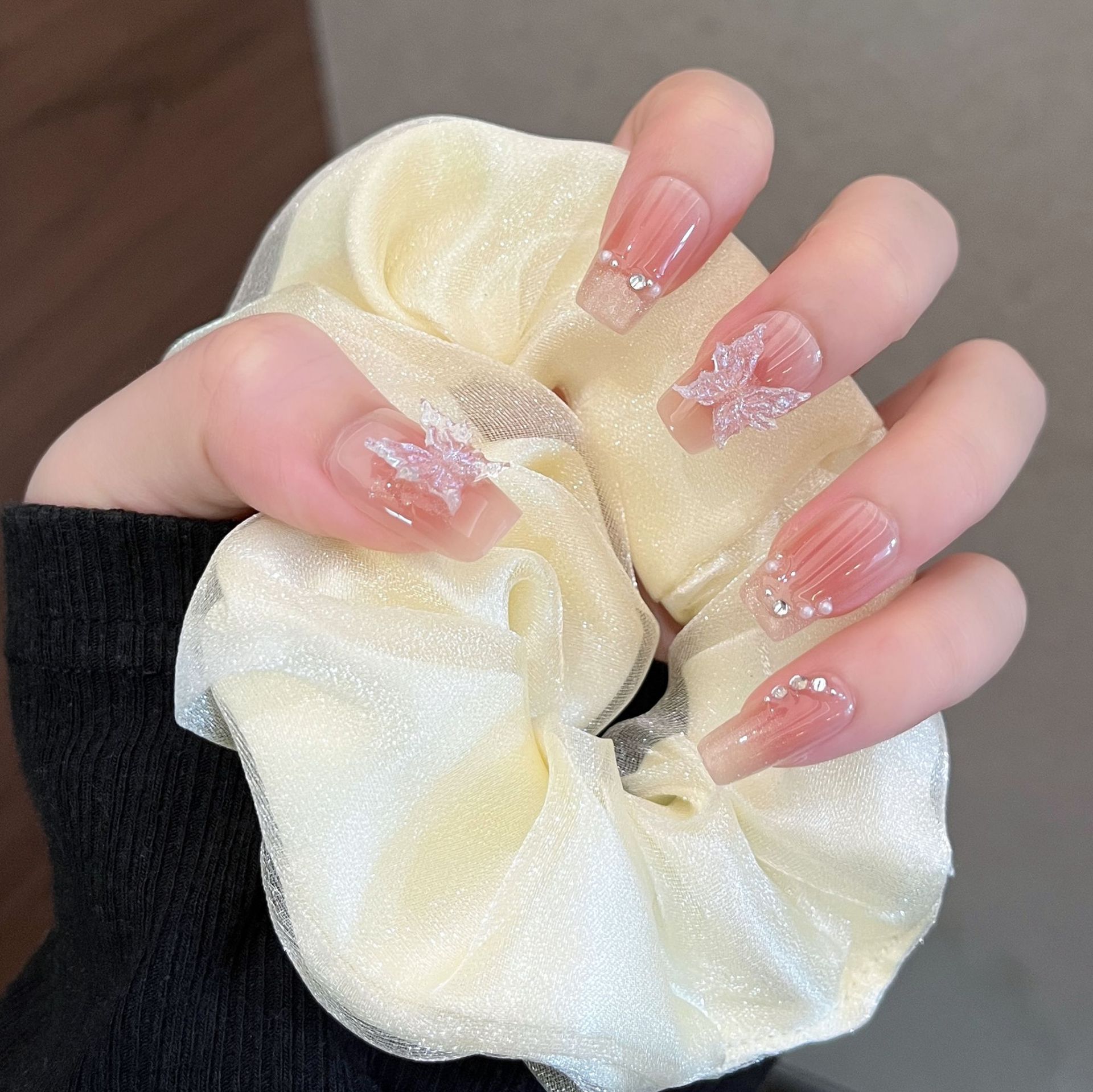 Uñas, uñas, uñas, uñas de mariposa, productos terminados, pegatinas de uñas desmontables al por mayor, parches de uñas, estilos de uñas desmontables