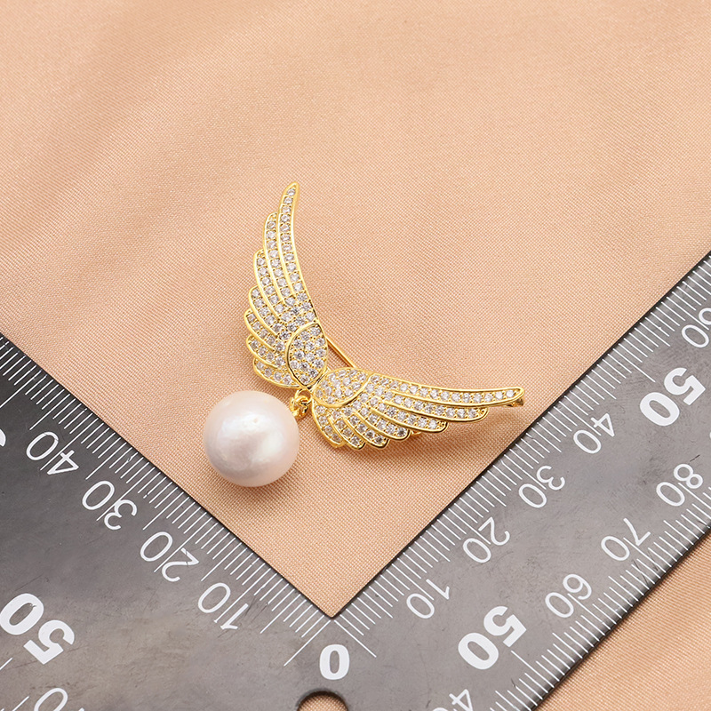 Natural perla broche Ángel alas nicho de alta calidad accesorios ramillete ZIRCON micro-incrustaciones 18K oro real electrochapado mujeres image 4