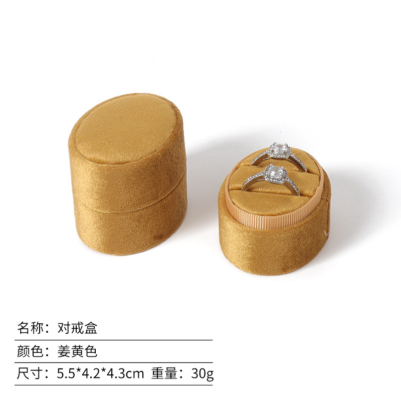 Mini Caja de Joyas Ovalada de Franela para Anillos y Parejas