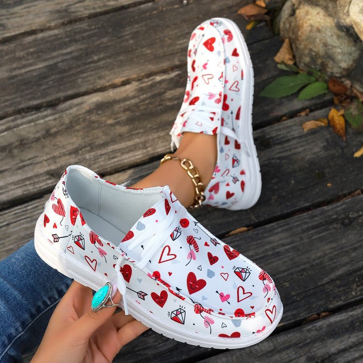 Large Size 2026 Summer Heart-Shaped All-Season Canvas Shoes, European and American Fashion Casual Round-Toe Comfortable Flats Large Size 2026 Summer Heart-Shaped All-Season Canvas Shoes, European and American Fashion Casual Round-Toe Comfortable Flats