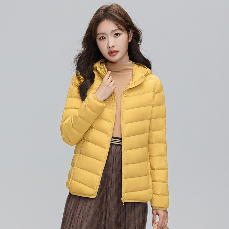 2026 Autumn/Winter New Korean Style Lightweight down Jacket for Women with Hood, Large Size Coat, 90% White Duck Down, Trendy Cross-Border Pinghu 2026 Autumn/Winter New Korean Style Lightweight down Jacket for Women with Hood, Large Size Coat, 90% White Duck Down, Trendy Cross-Border Pinghu