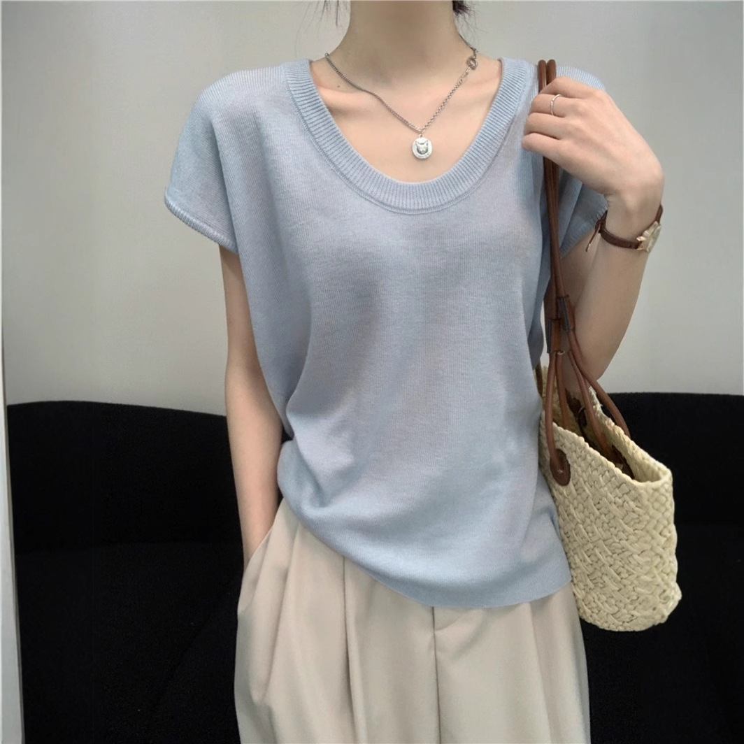 Solid knitted summer sweater, fitted T-shirt, oversize, V-neckline