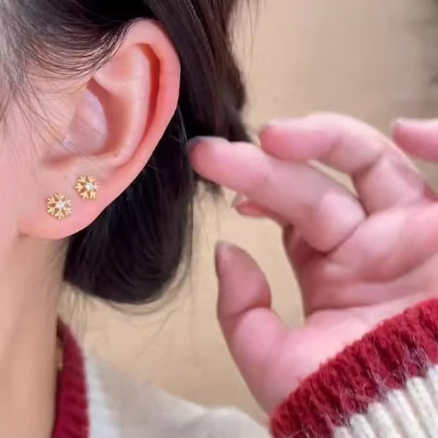 Hypoallergenic Sleep Stud Earrings In Titanium For Comfortable Wear_voghion.com