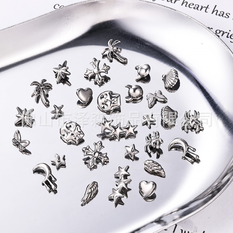 Labret stud lip piercing jewelry styling detail