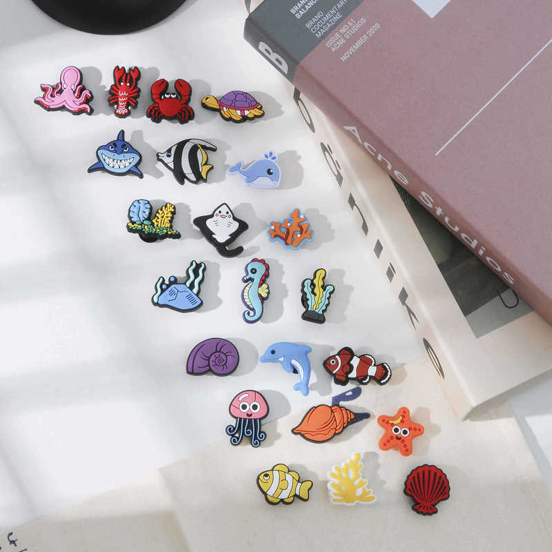 Cave shoes women's shoes flower trend hot wholesale jewelry creative shoe buckle accessories high decoration net red fun explosions