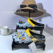 2025年夏季新款Corss辛普森炫酷卡通时尚户外洞洞鞋凉拖鞋工厂现