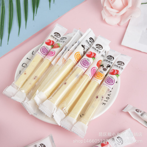 Totem Pasture Inner Mongolia High-Calcium Milk Bar Prebiotics 118g Independent Packaging Children's Snack Dairy Product