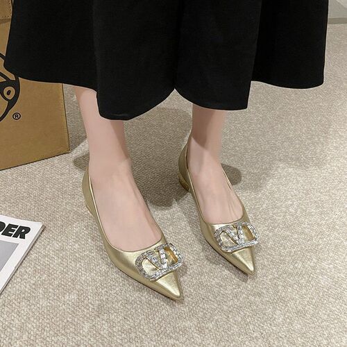 French-style temperament silver single shoes for women, low heels, 2025 spring new fashion water drill shallow mouth thick heel pointed flat shoes