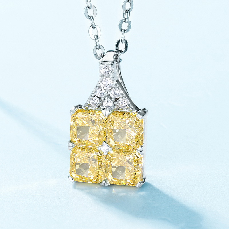 Diseño de industria pesada de minería en caliente transfronteriza Collar de diamantes de alto carbono con corte de flores de hielo Mujer S925 con incrustaciones de plata, cadena de clavícula de moda de diamantes, personalización