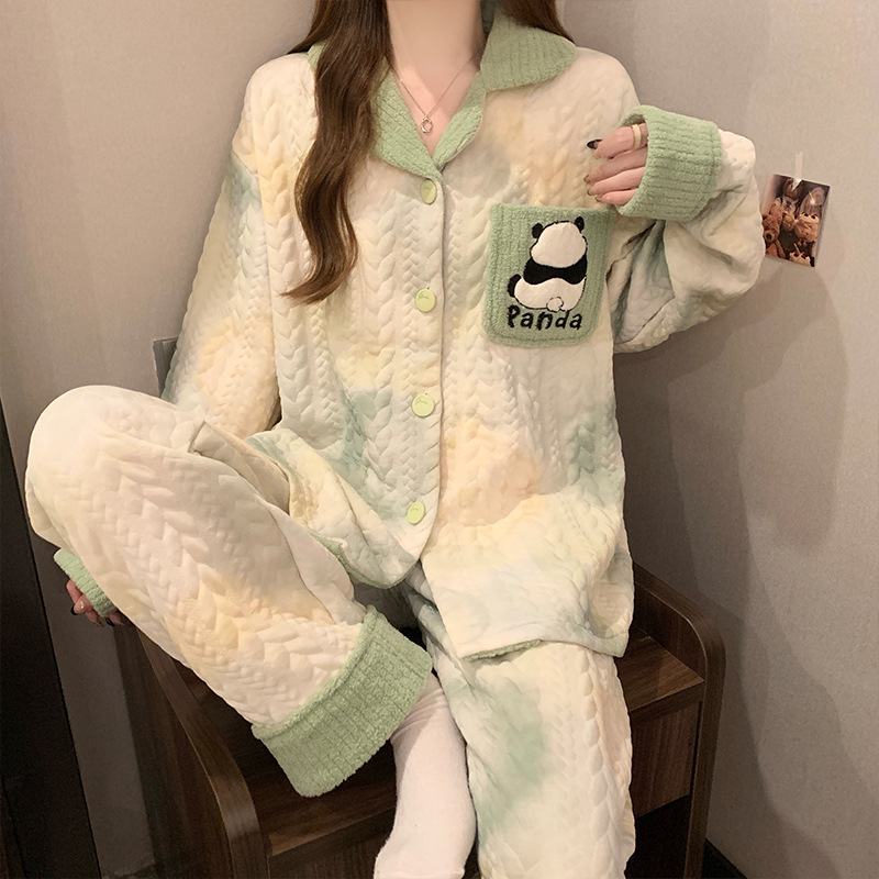 かわいいクレヨンしんちゃん空気綿のパジャマ