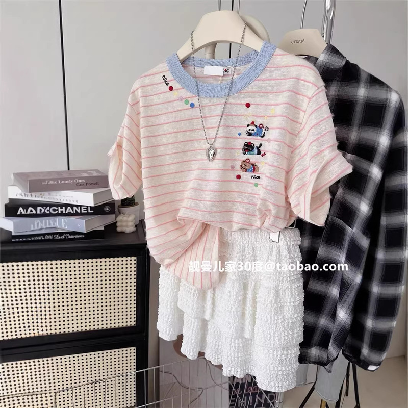 Extra Large Size 120kg Color-Blocked Short-Sleeve T-Shirt with Dog Embroidery for Women, Classic Striped Simple Color-Blocked Top, Versatile Extra Large Size 120kg Color-Blocked Short-Sleeve T-Shirt with Dog Embroidery for Women, Classic Striped Simple Color-Blocked Top, Versatile