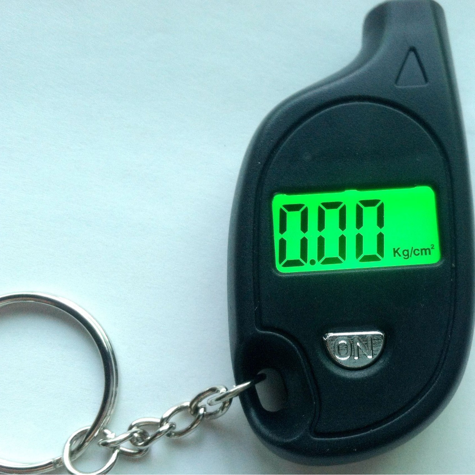 钥匙扣液晶数显带夜光迷你汽车轮胎气压表VT708胎压计厂家批发