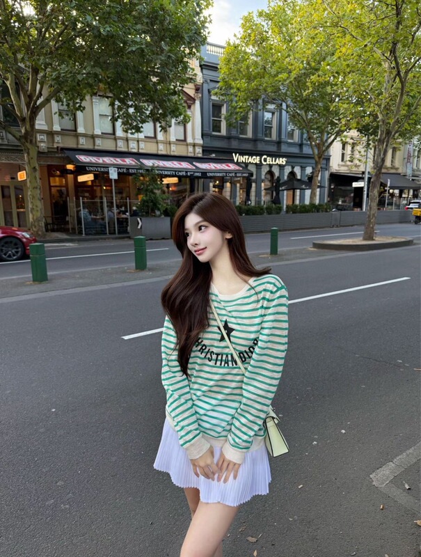 French Vacation Stripesd Knitwear for Women 2025 New Five-Pointed Star Letter Print Sun Protection Long-Sleeved Thin T-Shirt Top French Vacation Stripesd Knitwear for Women 2025 New Five-Pointed Star Letter Print Sun Protection Long-Sleeved Thin T-Shirt Top