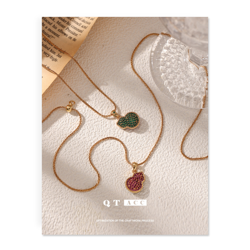 Nuevo estilo chino retro alta sensación de Año Nuevo joyería de doble cara zircon rosa verde collar de calabaza roja mujer