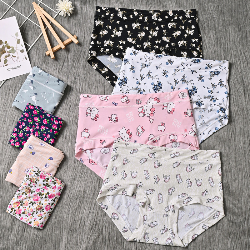 New women's ice silk seamless cute cartoon printed mid-waist underwear women's one-piece cotton crotch briefs New women's ice silk seamless cute cartoon printed mid-waist underwear women's one-piece cotton crotch briefs